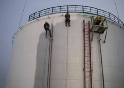 RUST GRIP APPLICATION TANKS 6